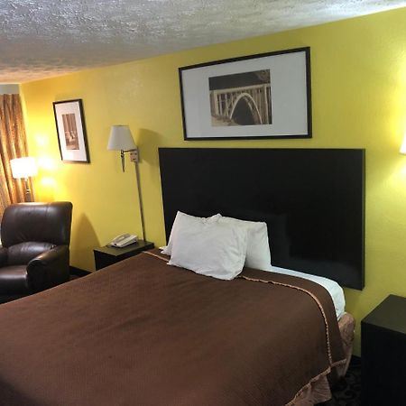 Walton Inn 먼로 외부 사진